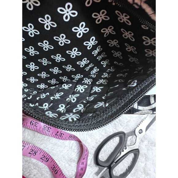 Vera Bradley Lola Quilted Shoulder Bag With Black & White Geometric Pattern - Picture 10 of 12